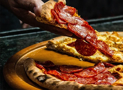How to Build the Perfect Pizza at Home