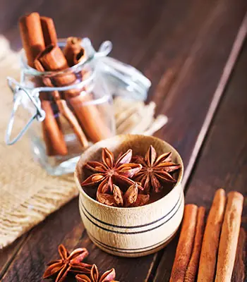 Star anise and cinnamon sticks