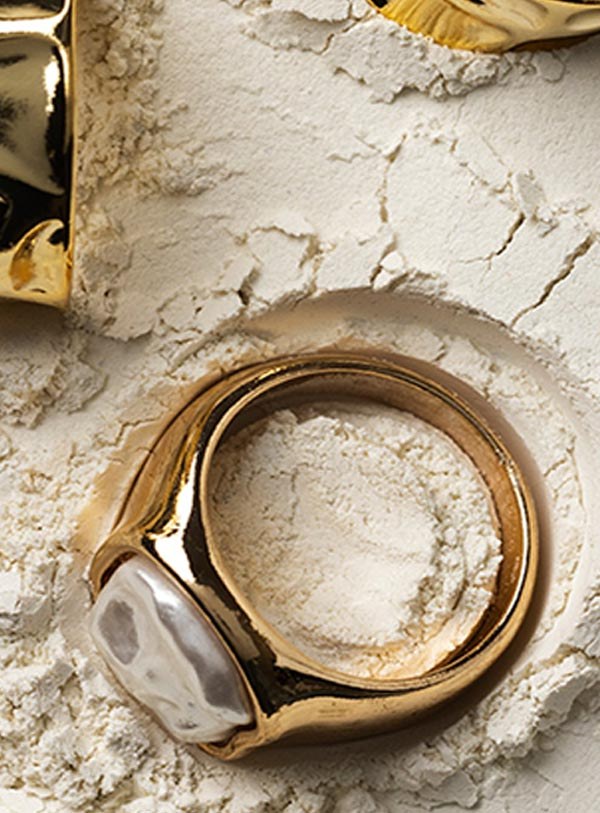 Pearl Signet