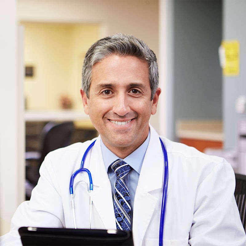 Dr. Victor Mendes
