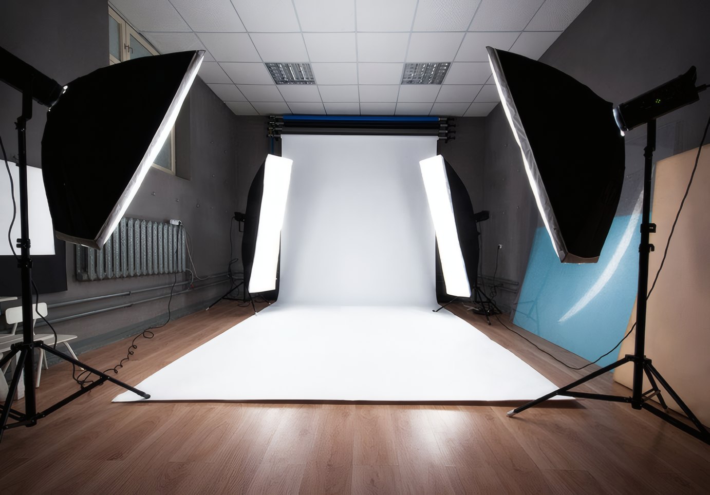 How We Paint The Cove Between Bookings