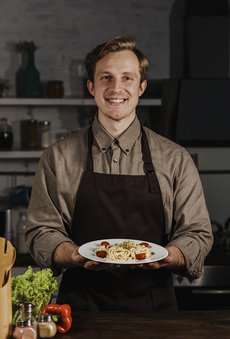 Leo Hart, Breakfast Chef