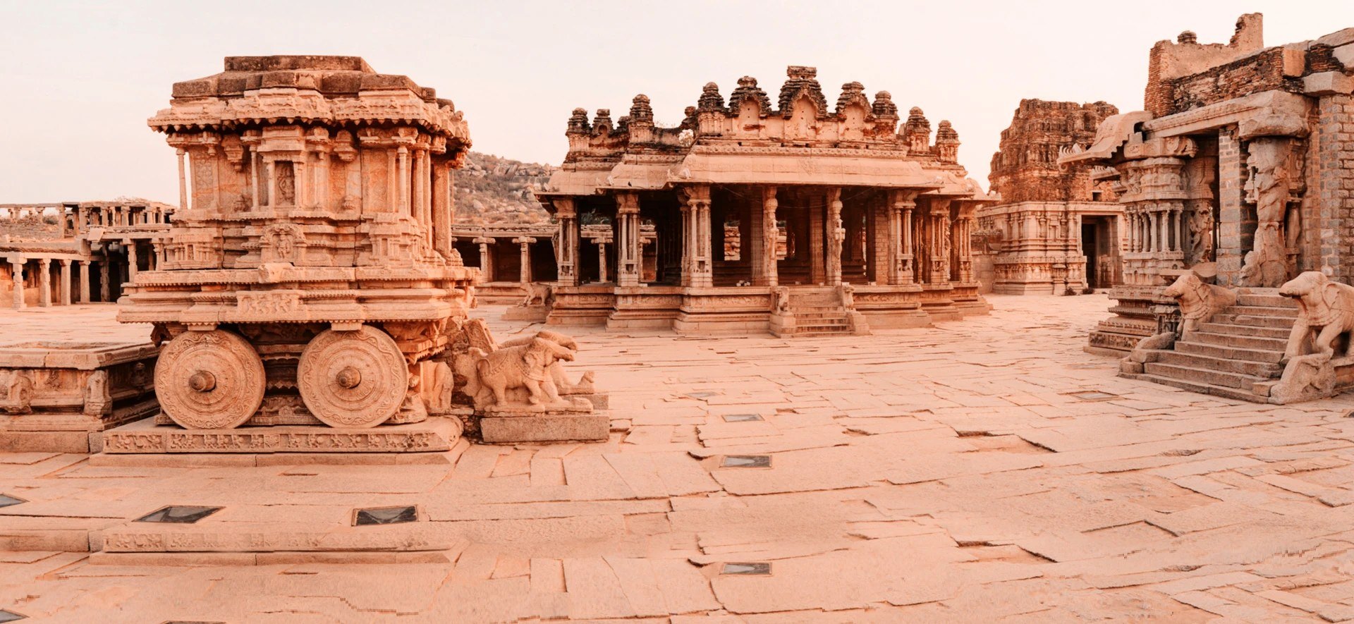 The stone chariot of the Vittala Temple at Hampi in the morning