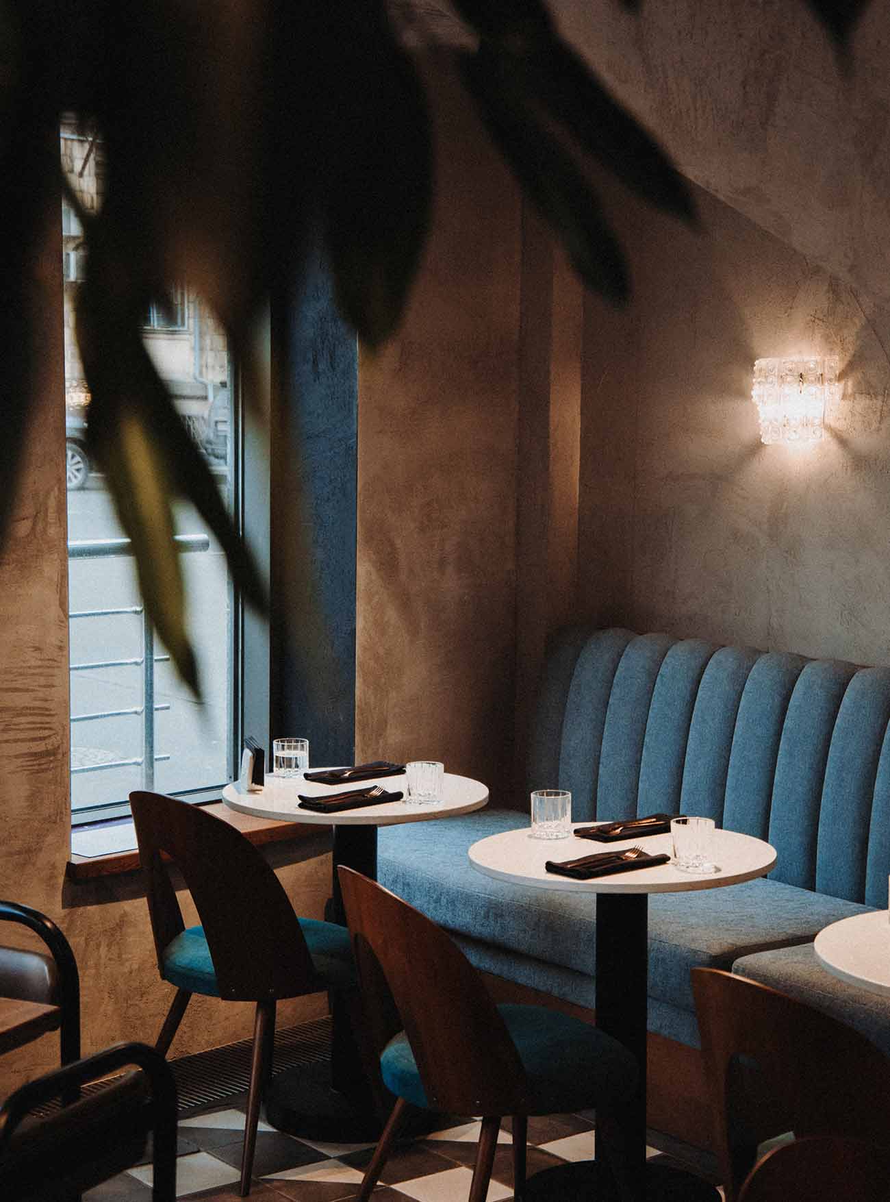 A Night At The Long Table