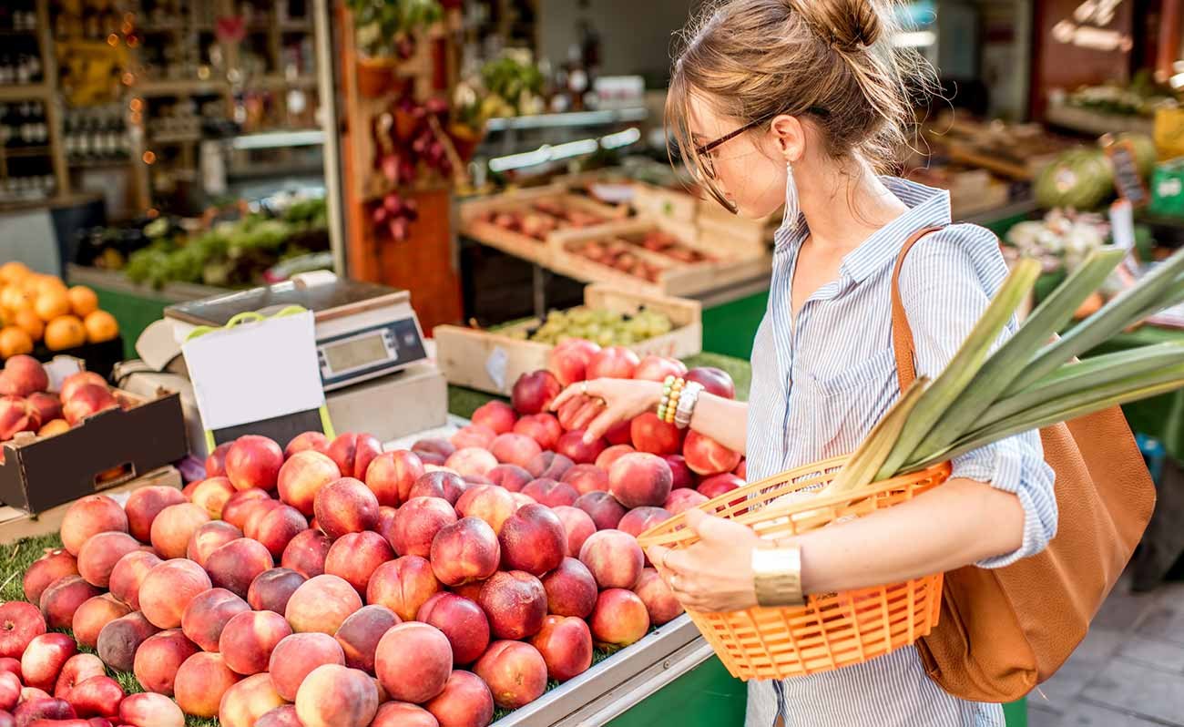 Fresh fruit at a market stall