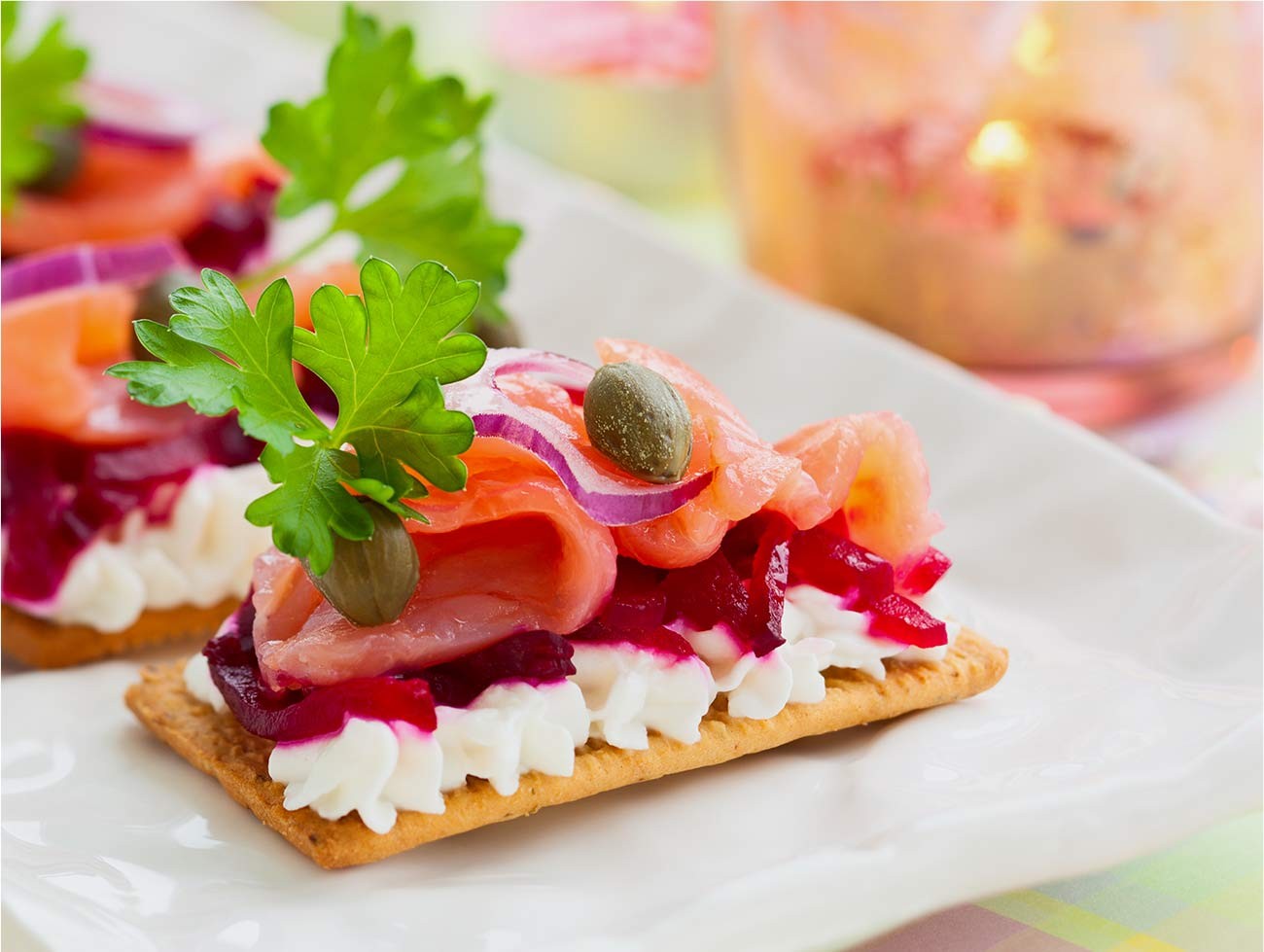 Salmon Beet Crispbread