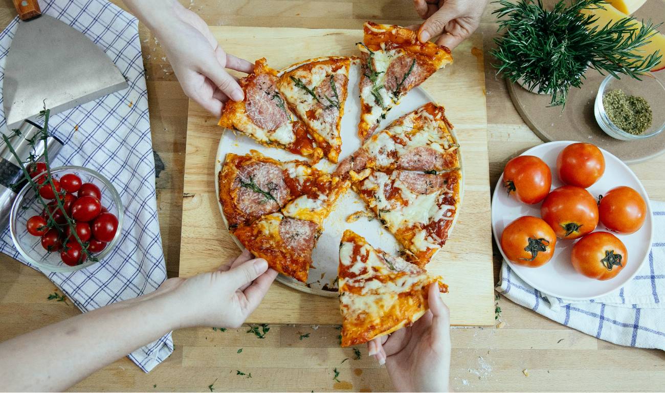 How Many Pizzas For Twelve People?