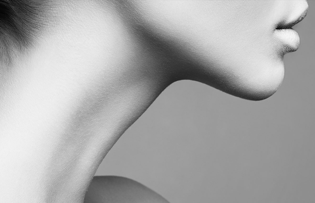 A neck in black and white
