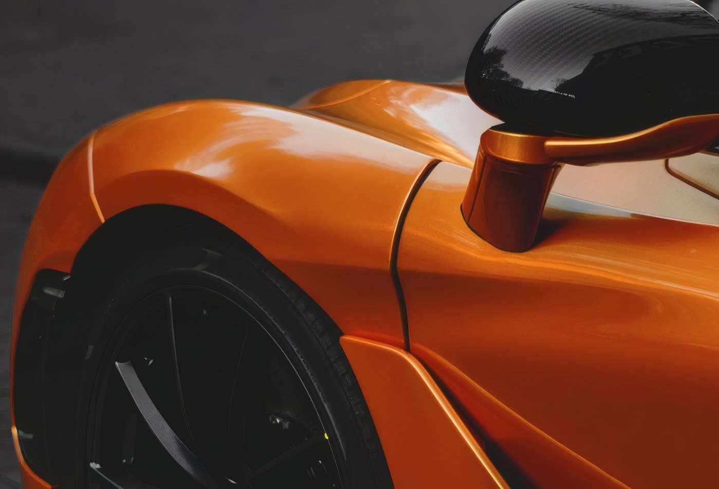 An orange wing and a carbon mirror
