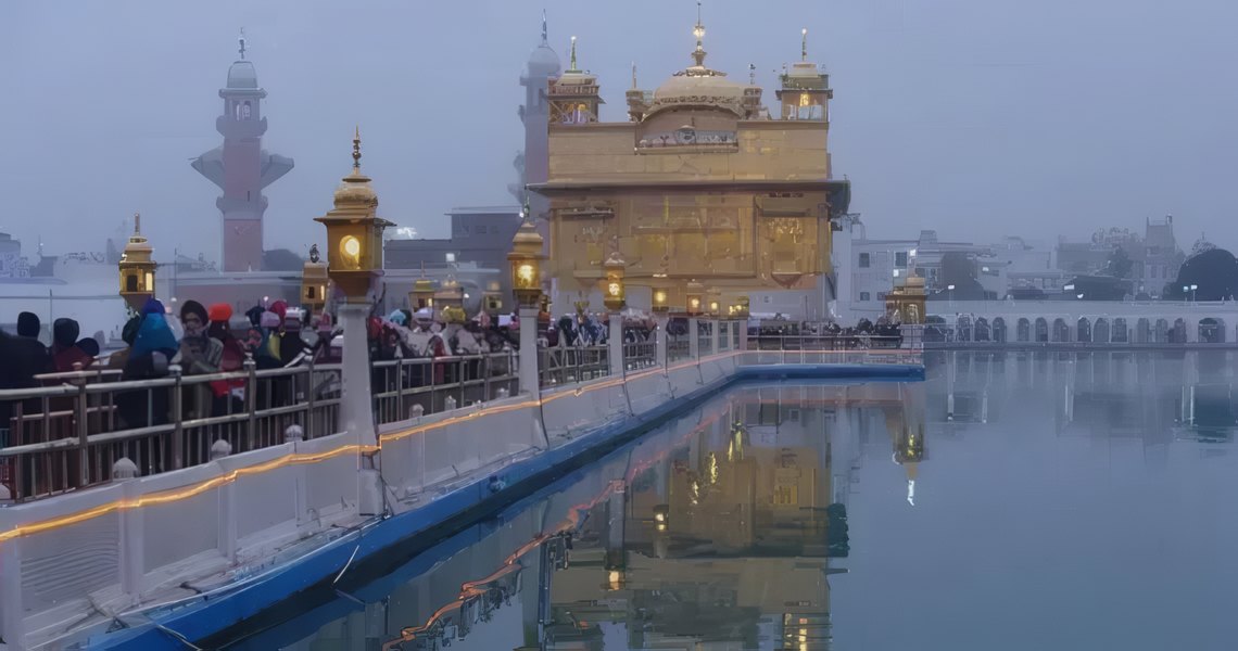 The Golden Temple at dusk