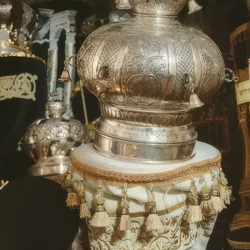 Silver Torah crown