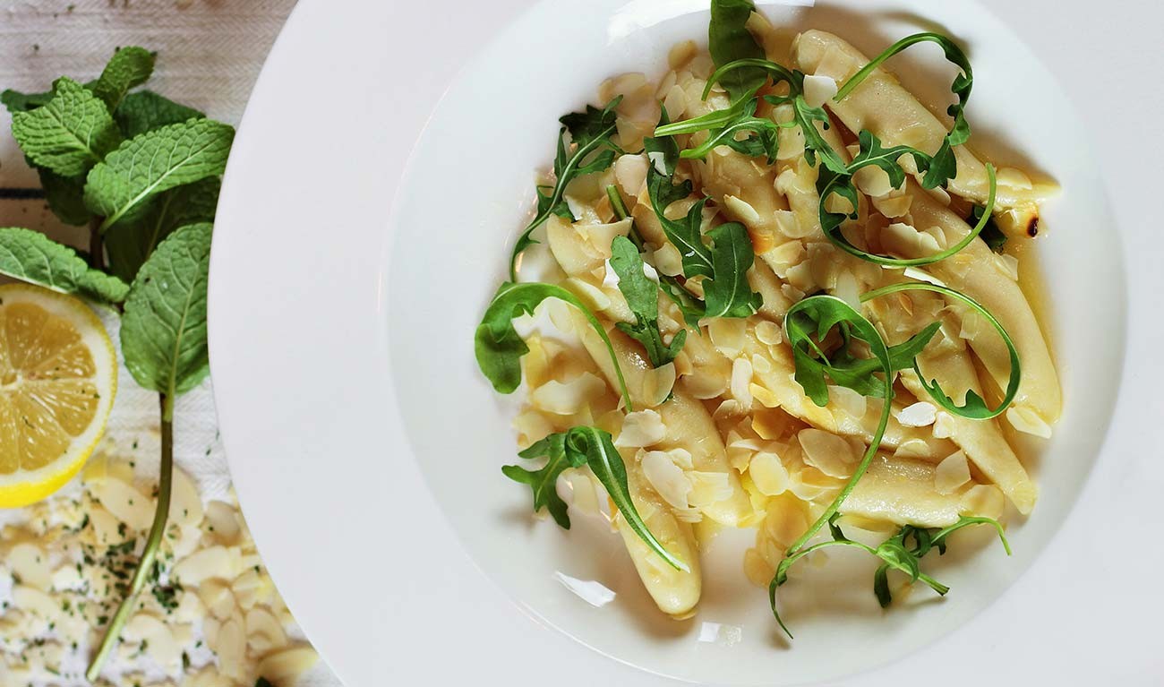 Penne with arugula and parmesan