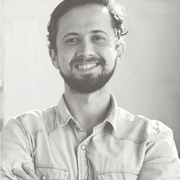 Owen Pratt, Wine Club Host