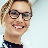 Dr. Nina Kowalski