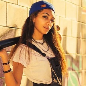 Elena Boros