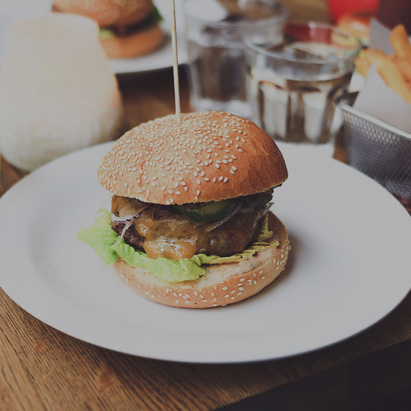 The Cookora Cheeseburger
