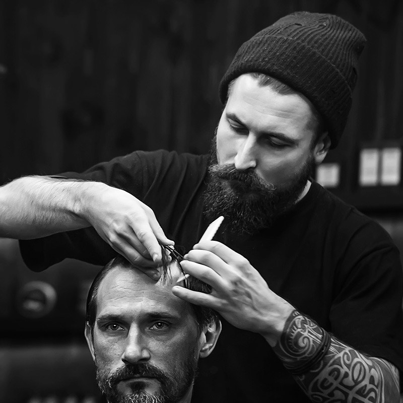 Jonah Kade, Barber, Shaves & Beards