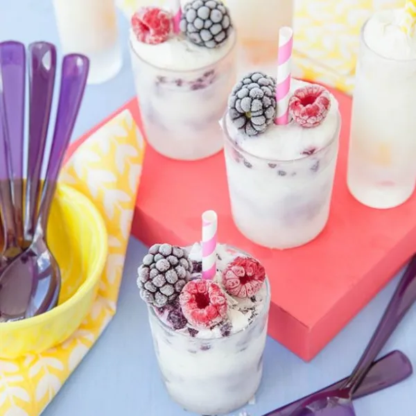 Berry Yogurt Smoothie